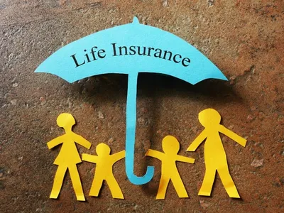 Life Insurance: How to Obtain It and Maximize It image