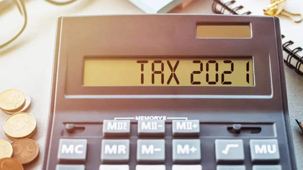 Pulling Together Costs for Your 2021 Tax Filing image