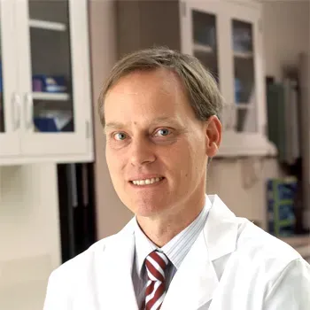 Dr. C. Ola Landgren discusses the importance and availability of new, more accurate diagnostic testing, and his detailed work in MGUS and smoldering myeloma image