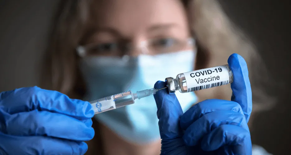 Flu and Covid-19 Vaccines: Should You Bundle Your Shots This Season? image