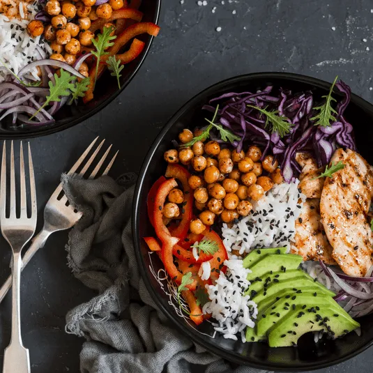 La Alimentación y Su Impacto En Los Efectos Secundarios del Mieloma Múltiple image