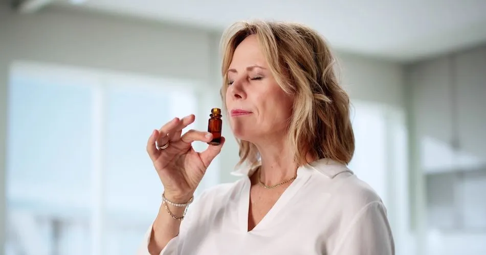 Aromatherapy May Ease Bone Marrow Biopsy Anxiety image