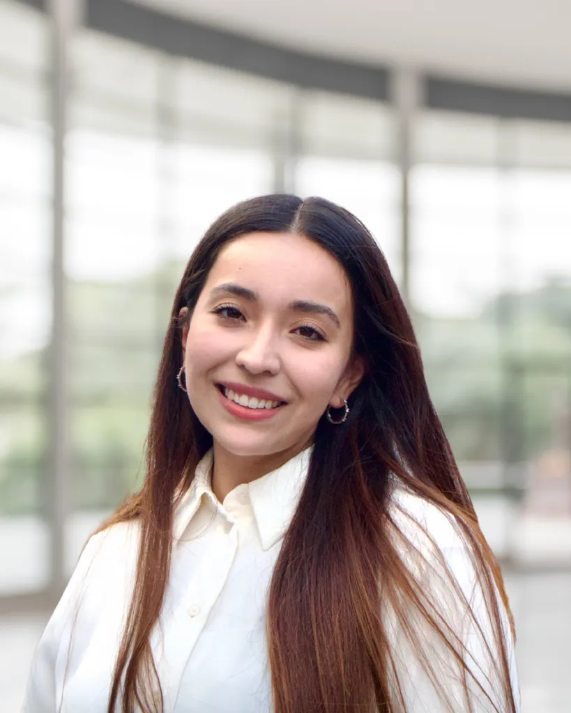 The author Valeria Escobedo