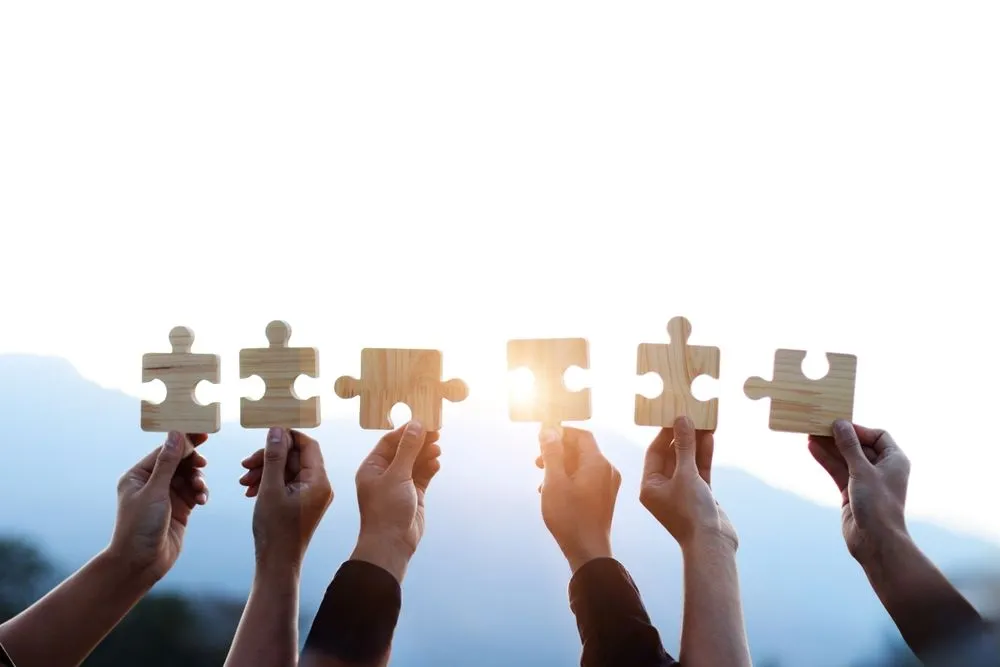 How HealthTree Cure Team Volunteers Are Driving Change in Blood Cancer Care image