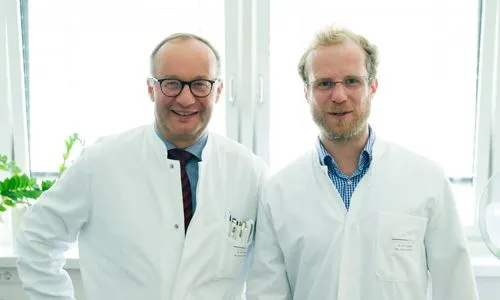 Einsele-and-Hudecek-500x300