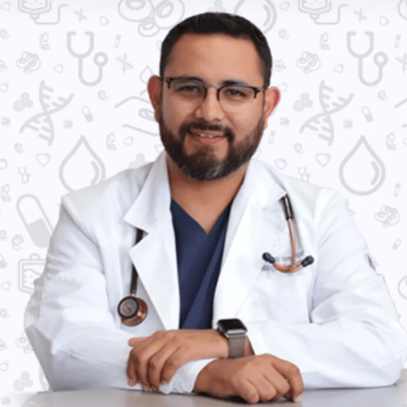 The panelist Dr. Miguel Herrera