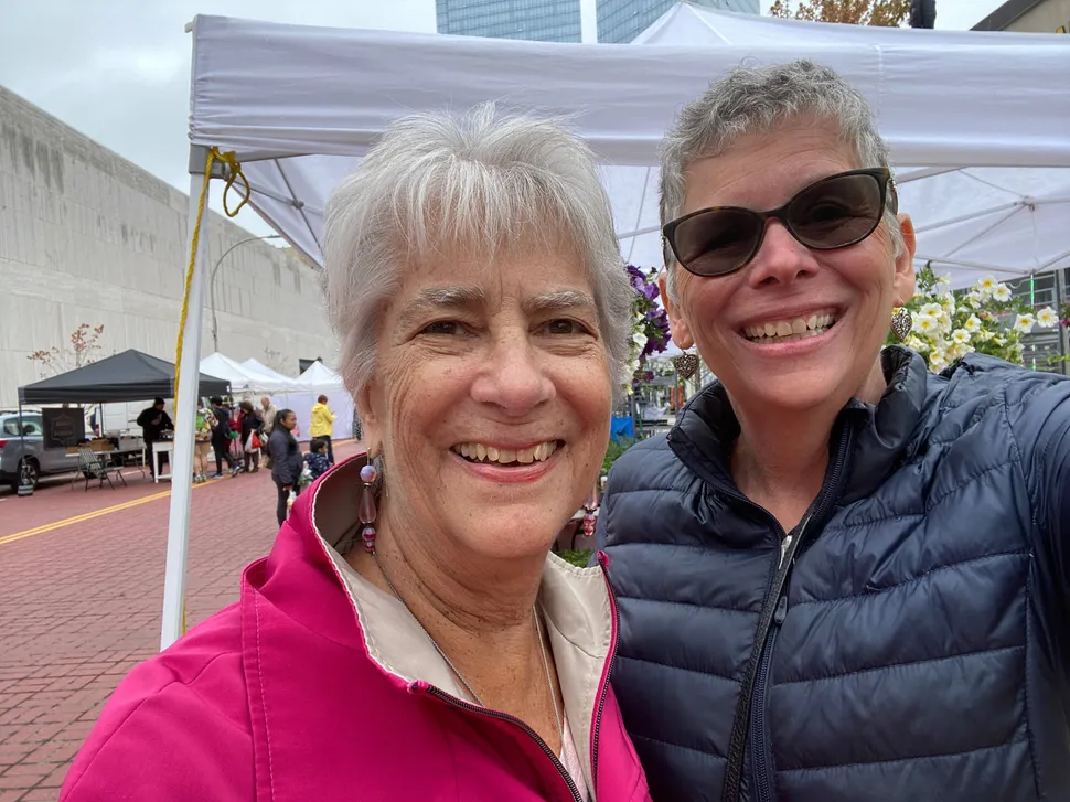 El Impacto Personal de un Coach de HealthTree: La Historia de Maddie y Renee image