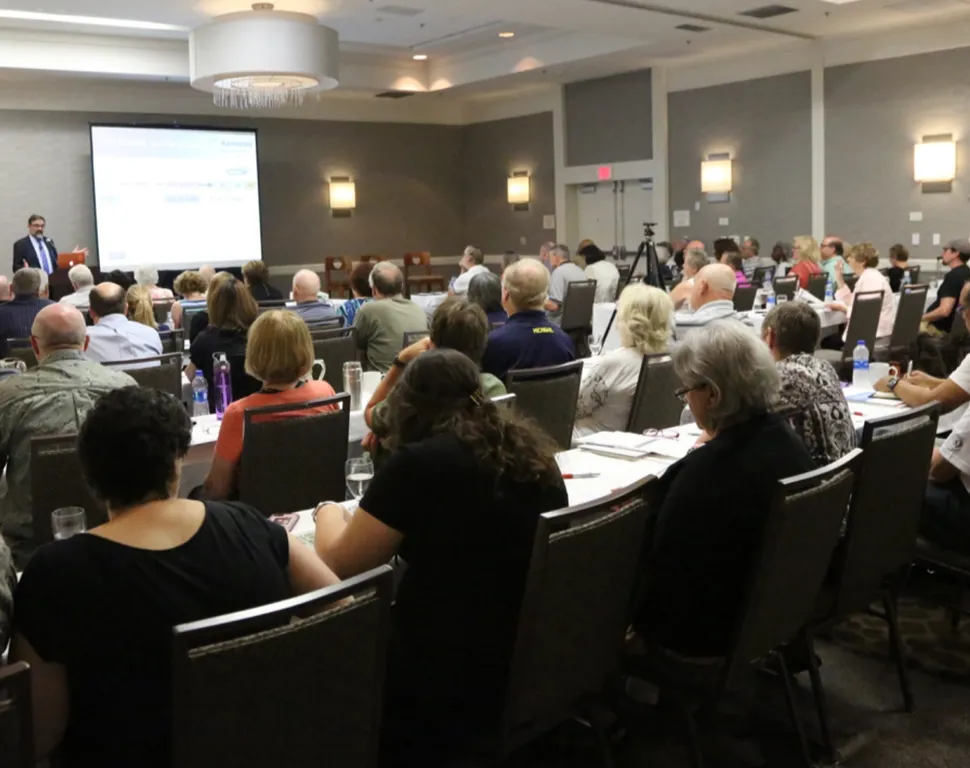 What are Myeloma Crowd Round Tables? image