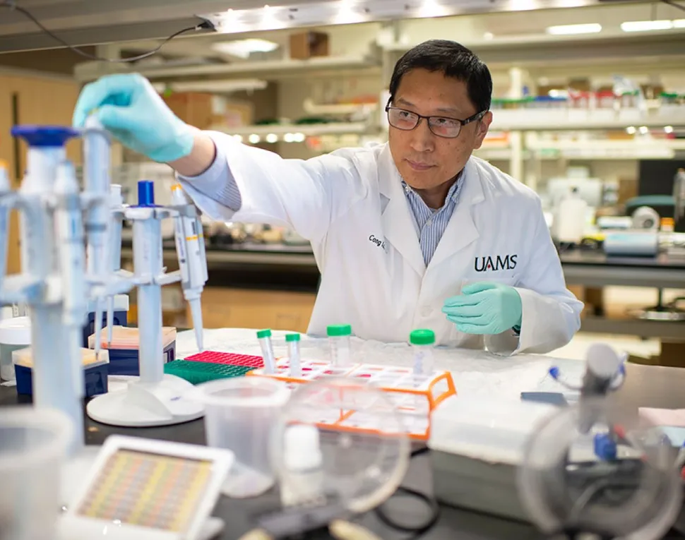 Fenghuang “Frank” Zhan, M.D., Ph.D., Awarded Nearly $3.14 Million to Study Myeloma Genetics and Drug Resistance image